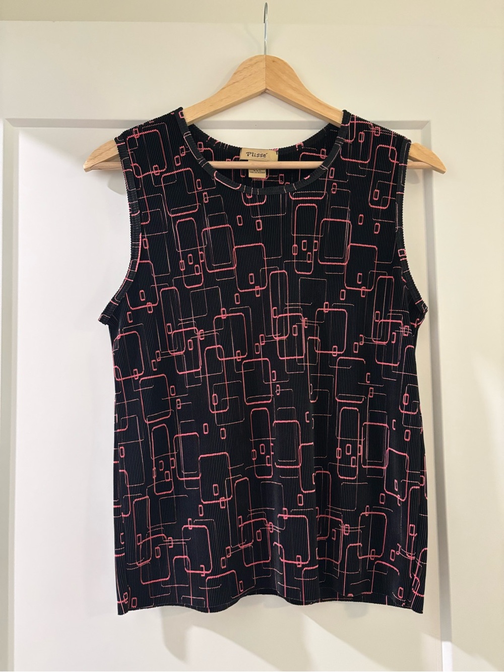 Sleeveless Geometric Tank Dress - Black with Pink Pattern
